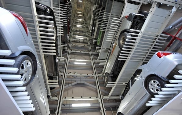 立體停車塔（梳齒式）